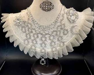 Vintage Silver Tone Jewelry * Ornate Necklaces * Crystal And Faceted Glass Embellishments * Brooches * Jewelry Display Stand Included
