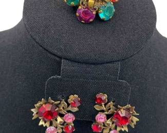 Vintage Red/pink Faceted Glass Bead Clip On Earrings * Vintage Faceted Glass Multi Color Pin
