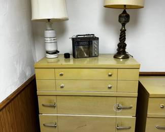 This is a four piece 1950's Lane bedroom accessory set! Dresser!