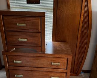 Here is the Second of THREE MCM Bedroom Sets we have! This beauty is a BROYHILL Furniture THREE piece solid oak bedroom suite! 1 Queen Size Bed (No Box spring or mattress) 3 drawer  low boy dresser and a 2 drawer night stand! NEAR MINT CONDITiON!