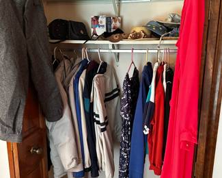 There are terrific clothes! All pieces are in terrific condition! Vintage to contemporary! 