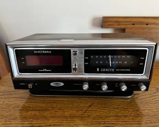 This excellent estate sale has many MCM electronics! Must see them all to appreciate! 