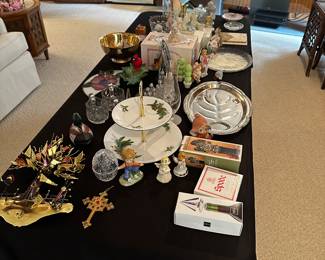 A banquet table filled with vintage treasures! Something or EVERYONE! All of it is CLEAN CLEAN CLEAN!