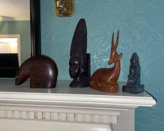 Carved wood & stone objects 