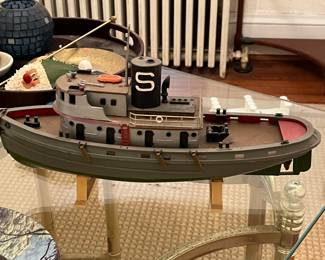 Tug boat model