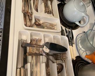 Silver plate flatware sets