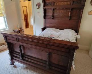 3 MAGNIFICENT VICTORIAN Bed