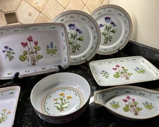 George Briard Victorian Gardens serving pieces from France