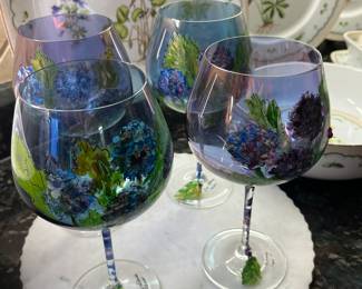 Hand painted wine glasses by Su Nance 