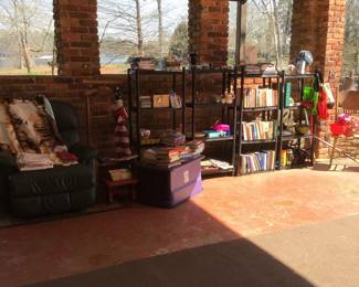 Free section!! What treasures will you find?