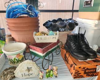 Flower Pots - Boots - Solar Lights - Lights