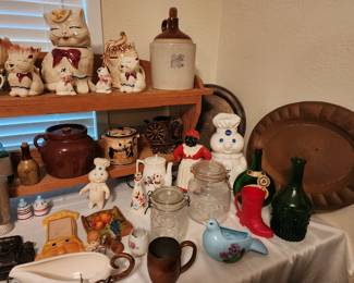 Antique Cookie Jars - Philsbury Dough Boy - Old Jug - Aunt Jamoma in Cast Iron