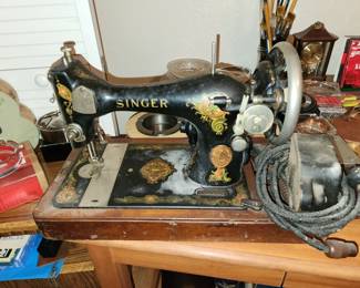 Antique Singer Sewing Machine 