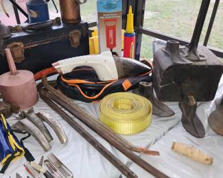 Tools - Antique Shoe Maker - Old Oil Cans
