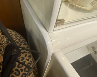 View of Curved Corners on China Cabinet 