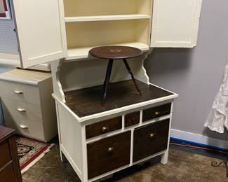 Vintage HOOSIER Cabinet
