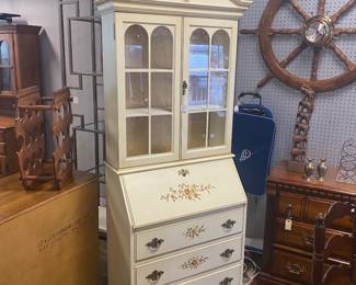 c.1970's JASPER FURNITURE CO., Extremely Heavy 1-Piece Queen Anne Secretary, with Wooden Top Doors, 3-Drawers, and Fold-Down Desk w/Small Wooden Storage Compartments