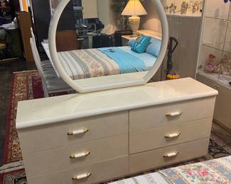 Made in Italy, Front view of 1970's Lucite 6-Drawer Dresser/Mirror