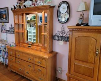 Oak dresser with mirror, armoire