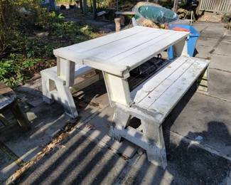 Resin convertible picnic table or two benches