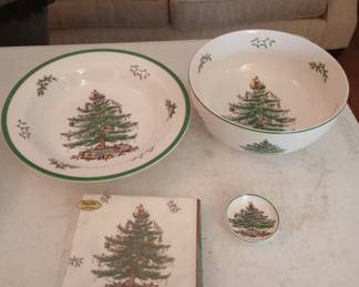 SPODE CHRISTMAS TREE MIXING AND SERVING BOWLS