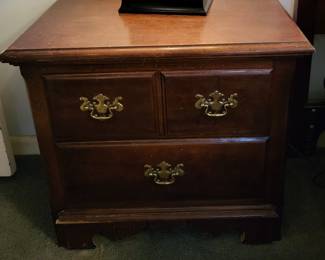 THOMASVILLE IMPRESSIONS WINSTON COURT 2 DRAWER NIGHT STAND.  WE HAVE 4 OF THESE