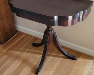 Duncan Phyfe style mahogany game table, end table