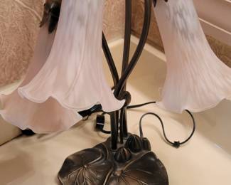 lily pad Venetian style glass lamp