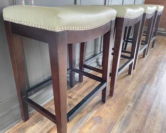 Haverty's bar stools, counter height.