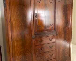 ANTIQUE WARDROBE(COMES APART IN 5 PCES-TOP,  BOTTOM AND 3 MIDDLE)
