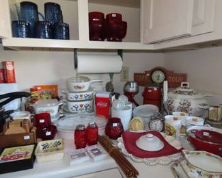 Vintage kitchen items.