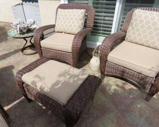 5 piece patio set.