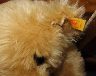 Steiff Bear button in ear.