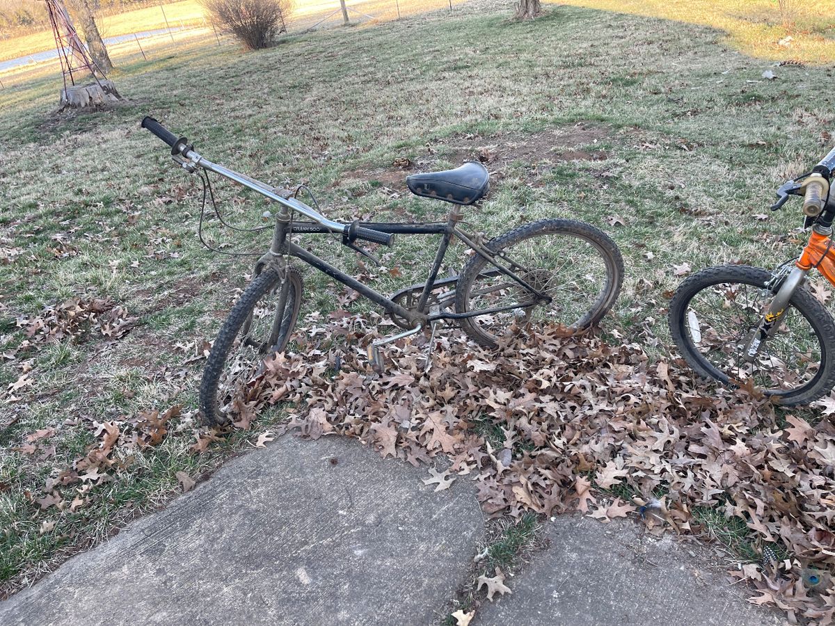 Berwick Estate Farm Sale in Rolla, MO starts on 3/8/2024