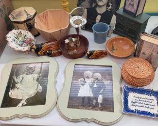 Box Lot#28 framed prints, wooden bowls, small jewelry chest 