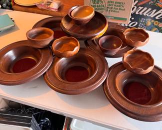 Box Lot#72 wooden small bowls and offering bowls