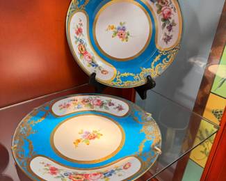 Pair of tin plates produced for the Wallace Collection, London 9"