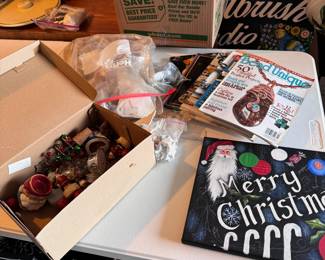 Box Lot#64 art magazines, Christmas and wood craft supplies