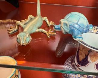 Group of ceramic lizard and turtle (turtle may be glass) 3-4"