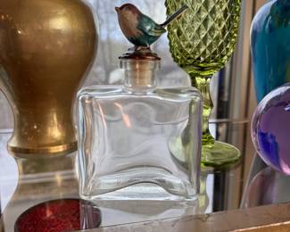 Clear bottle with bird stopper 5"