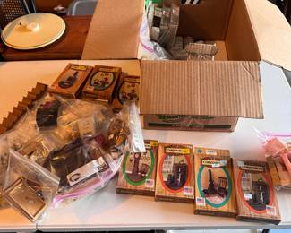 Box Lot#81 miniature dollhouse furniture kits and supplies