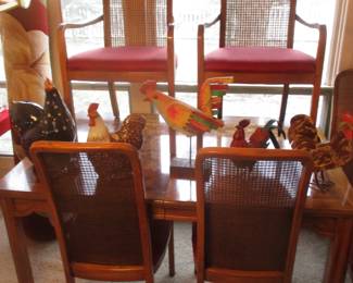 dining tabel and 6 chairs