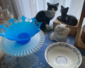 Living Room 
Cat doorstops
Glassware 