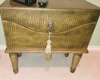 Leather look side table with lion knocker