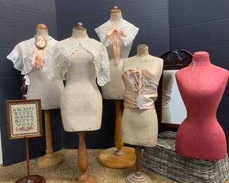 22” - 30” sized dress forms. 