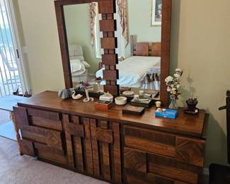 This complete Staccato bedroom suite are at an upcoming sale in Rockledge.
Please read the location before coming here. $1,500.00 for the set