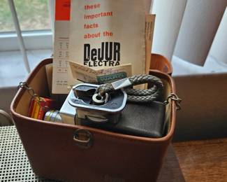 Vintage movie camera $40