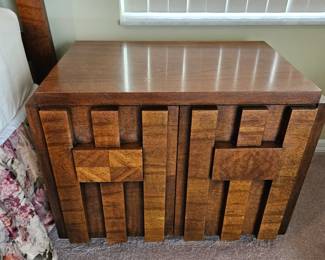 One of 2 matching Stacatto end tables included in the set