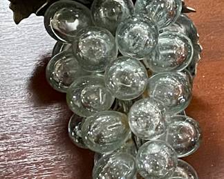 GLASS GRAPE CLUSTER