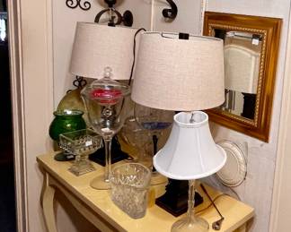 LAMPS & MISCELLANEOUS DECOR/ACCENTS
